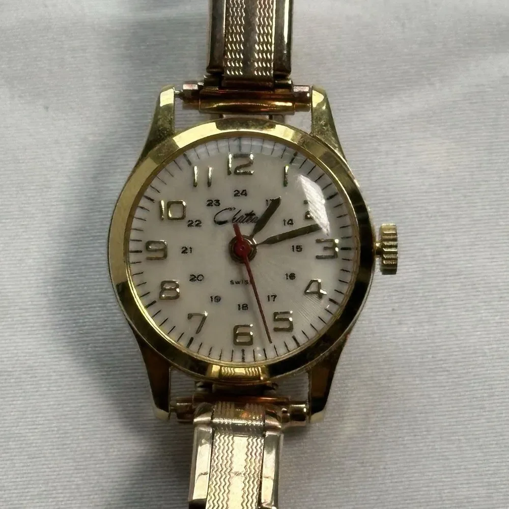 Vintage Chateau Swiss Manual Wind Wristwatch Gold Tone Works 28mm